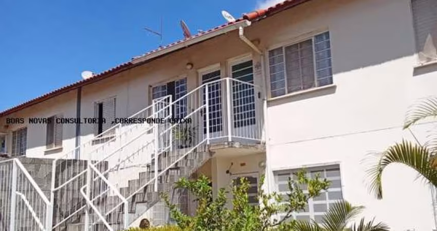 Casa de Condomínio para venda em Vila Carmela I de 42.00m² com 2 Quartos e 1 Garagem