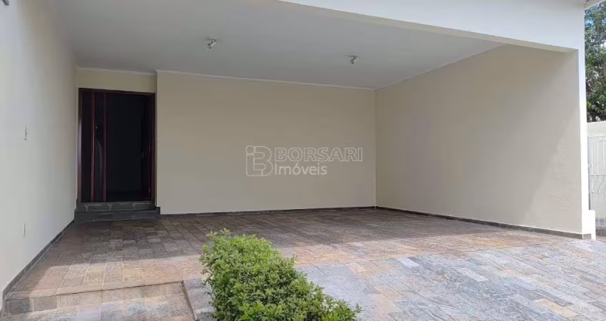 Casa para venda em Jardim Santa Lúcia de 458.00m² com 3 Quartos, 1 Suite e 6 Garagens