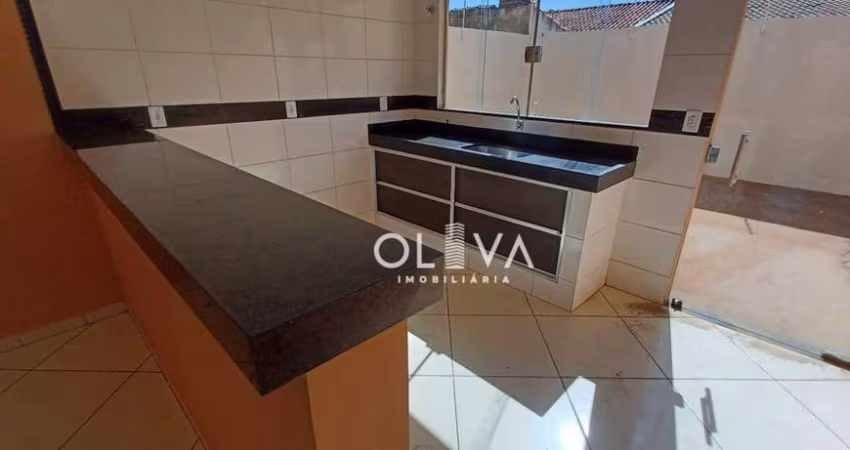 Casa para venda em Residencial Califórnia de 90.00m² com 3 Quartos, 1 Suite e 2 Garagens
