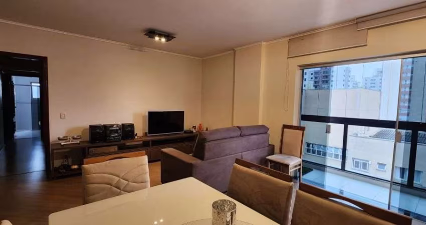 Apartamento para venda em Vila Bastos de 110.00m² com 3 Quartos, 1 Suite e 2 Garagens