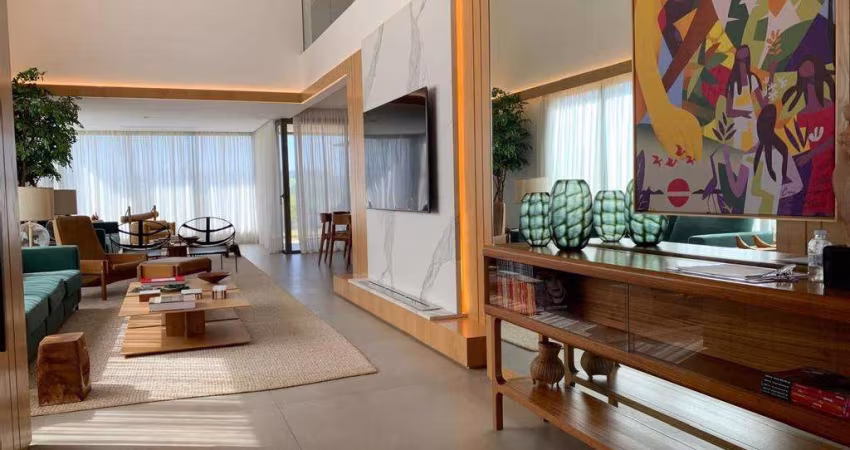Casa de Condomínio para venda em Jardim Santa Helena de 362.90m² com 5 Quartos, 5 Suites e 6 Garagens