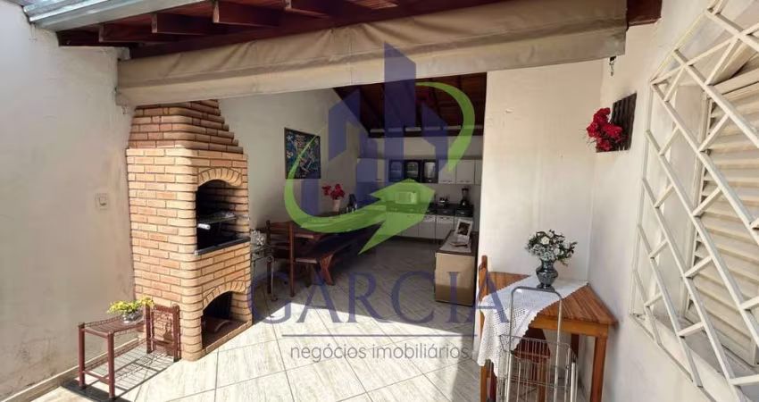 Casa para venda em Jardim Fantinato de 200.00m² com 3 Quartos, 1 Suite e 2 Garagens