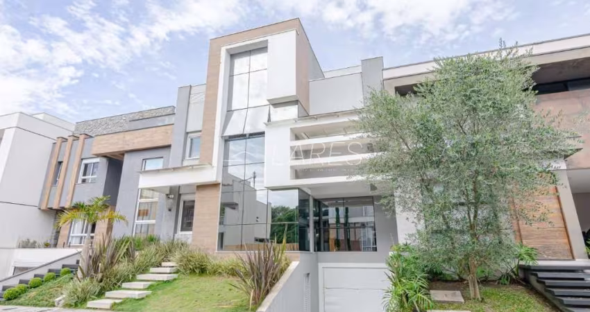 Casa de Condomínio para venda em Uberaba de 385.00m² com 4 Quartos, 2 Suites e 4 Garagens
