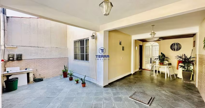 Casa para venda em Camarão de 80.00m² com 2 Quartos e 1 Garagem