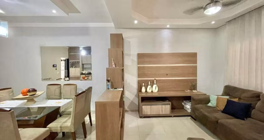 Casa para venda em Vila Mollon Iv de 106.00m² com 3 Quartos, 1 Suite e 2 Garagens