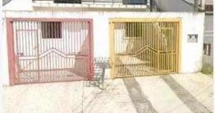 Sobrado para venda em Sítio Cercado de 150.00m² com 5 Quartos e 1 Garagem
