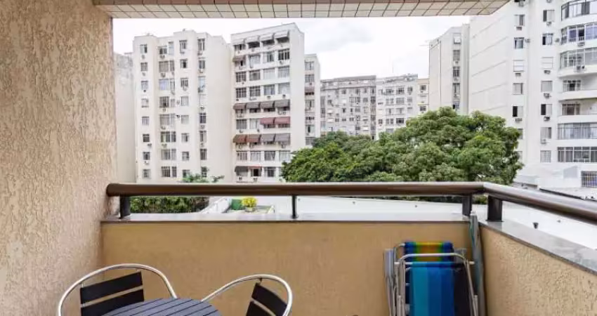Flat para venda em Copacabana de 42.00m² com 1 Quarto, 1 Suite e 1 Garagem