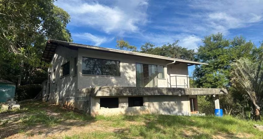 Casa para venda em Itaipava de 162.00m² com 2 Quartos e 4 Garagens