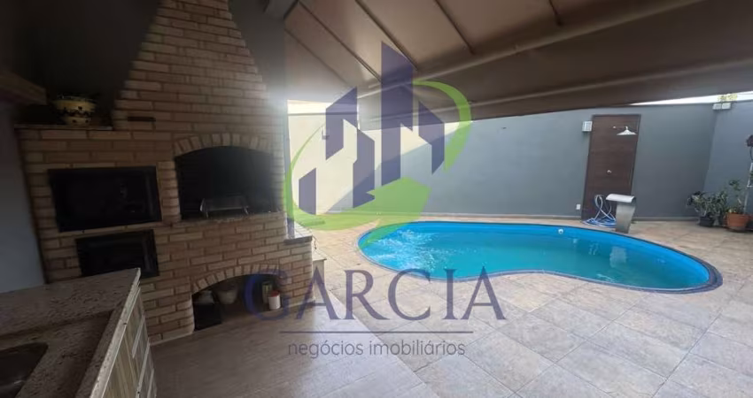 Casa para venda em Cond. Santa Monica Ii de 215.00m² com 3 Quartos, 1 Suite e 2 Garagens