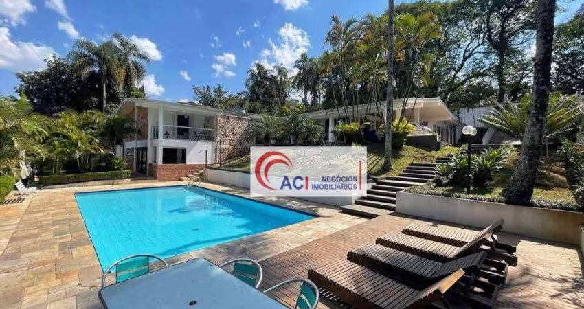 Casa para venda em Vila Santo Antônio de 850.00m² com 4 Quartos, 3 Suites e 6 Garagens