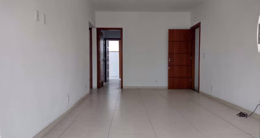 Apartamento para venda em Vinhateiro de 100.00m² com 2 Quartos, 1 Suite e 1 Garagem