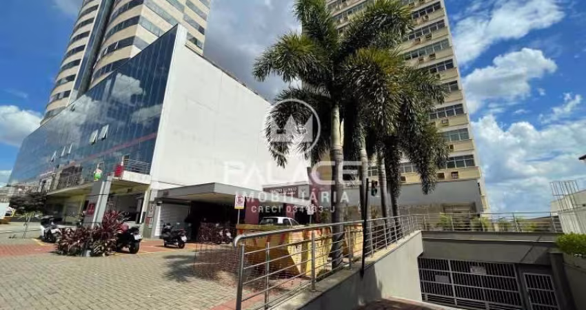 Sala Comercial para venda e aluguel em Alto de 82.00m² com 1 Garagem
