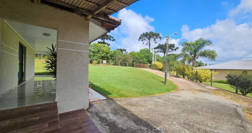 Chácara para venda em Área Rural De Araucária de 120.00m² com 3 Quartos e 3 Garagens