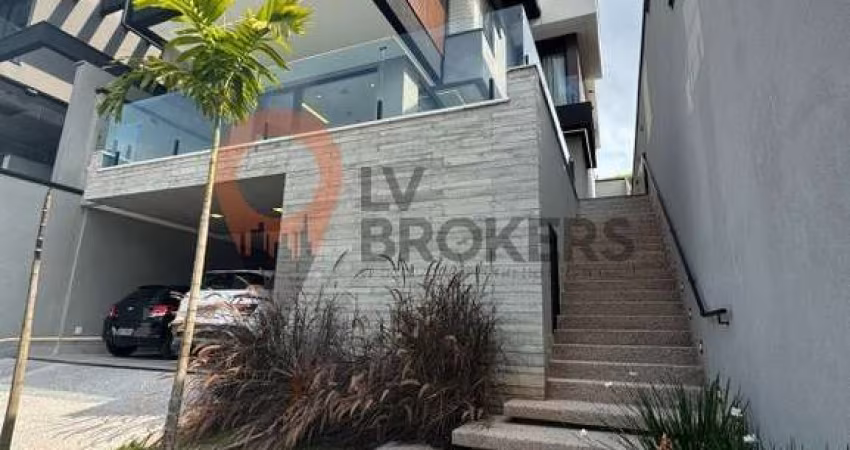 Casa para venda em Residencial Real Park de 300.00m² com 4 Quartos, 4 Suites e 4 Garagens