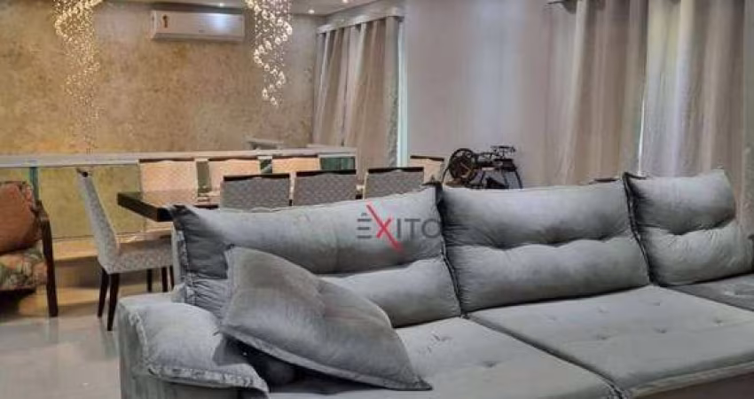 Casa de Condomínio para venda em Jardim Promeca de 250.00m² com 3 Quartos, 1 Suite e 6 Garagens