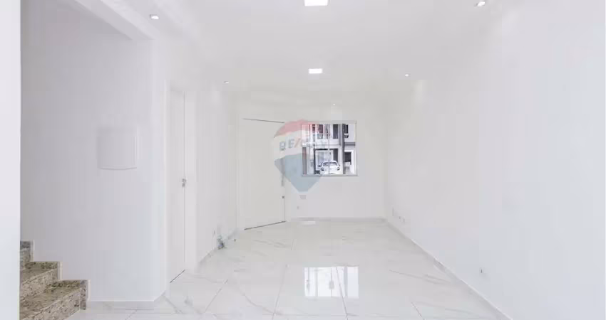 Sobrado para alugar em Umbará de 164.00m² com 4 Quartos, 1 Suite e 3 Garagens