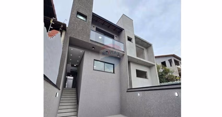 Casa para venda em Jardim Universo de 126.47m² com 3 Quartos, 1 Suite e 2 Garagens