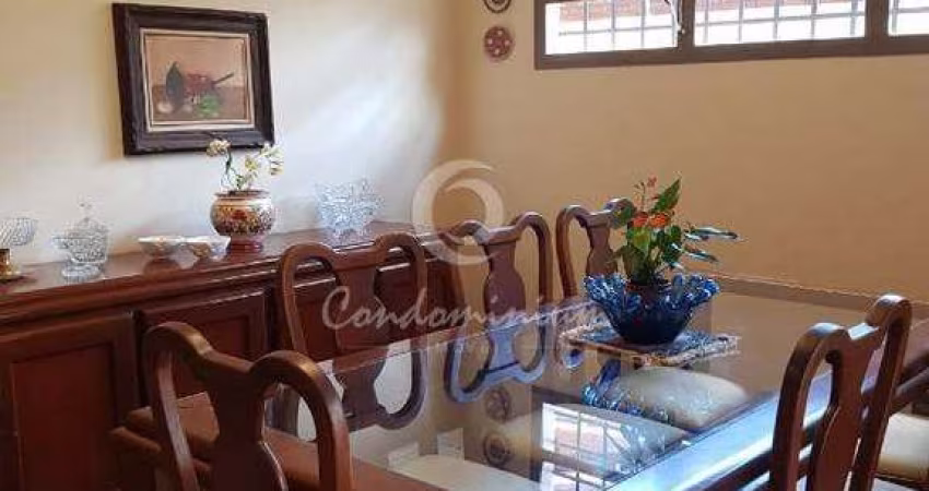 Casa para venda em Parque Industrial de 300.00m² com 3 Quartos e 2 Garagens