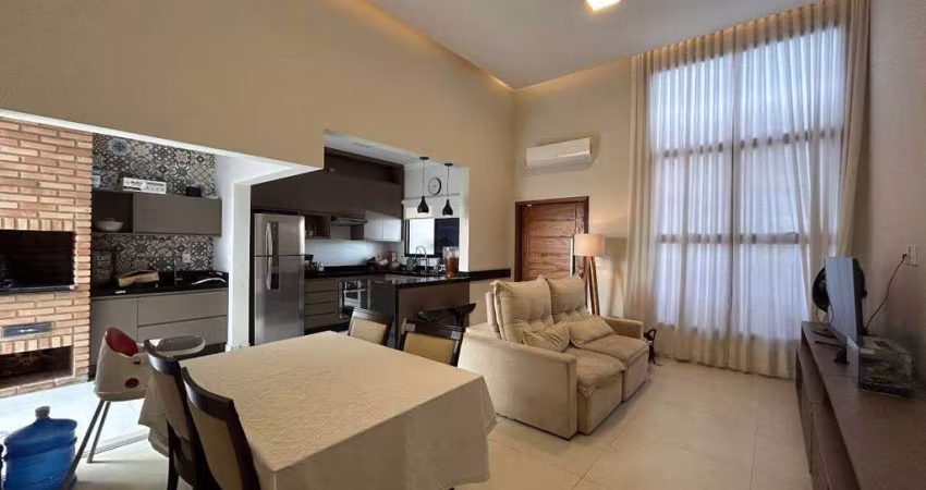 Casa para venda em Jardim Toscana de 202.00m² com 3 Quartos, 1 Suite e 3 Garagens
