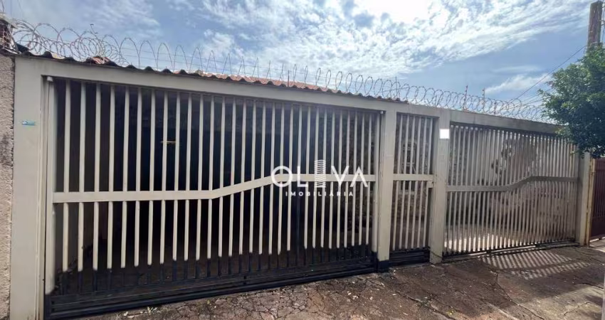 Casa para alugar em Jardim Do Bosque de 100.00m² com 3 Quartos, 2 Suites e 2 Garagens