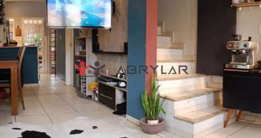 Casa de Condomínio para venda em Vila Alati de 150.00m² com 2 Quartos e 3 Garagens