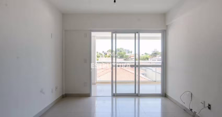 Apartamento para venda em Vila Santo Antônio de 120.00m² com 3 Quartos, 1 Suite e 2 Garagens
