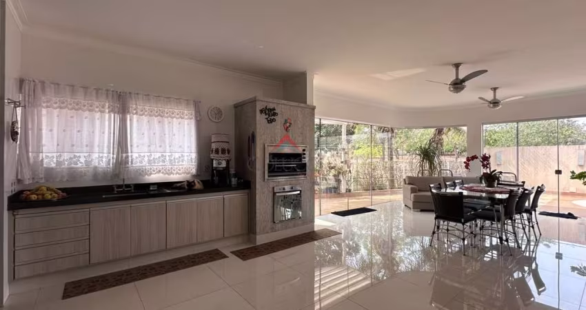 Casa de Condomínio para venda em Aeroporto de 294.00m² com 3 Quartos, 3 Suites e 4 Garagens