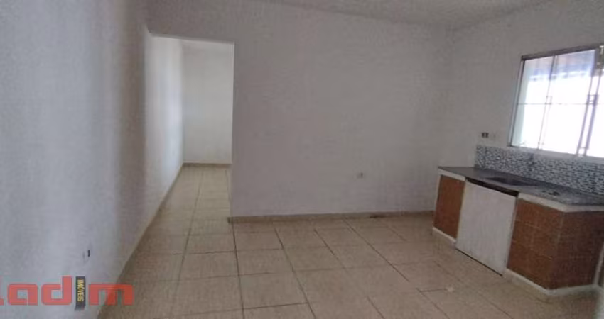 Casa para alugar em Colônia (zona Sul) de 90.00m² com 1 Quarto e 1 Garagem