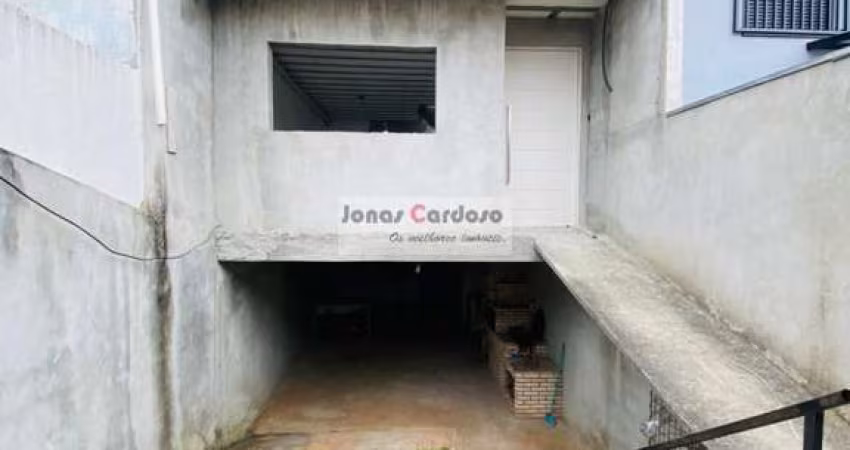 Casa para venda em Jardim Rubi de 200.00m² com 3 Quartos, 1 Suite e 2 Garagens