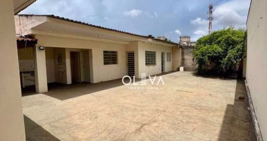 Casa para venda em Boa Vista de 207.00m² com 3 Quartos, 1 Suite e 3 Garagens
