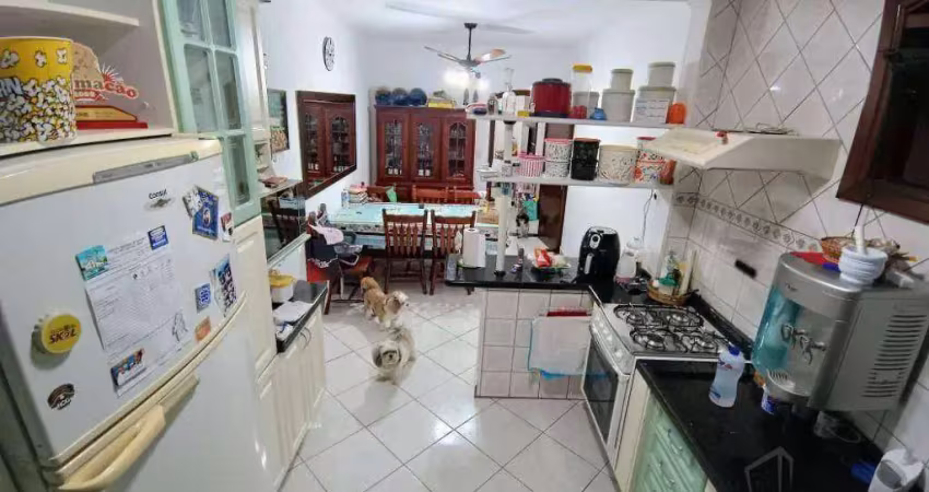 Casa para venda em Jardim Leocádia de 120.00m² com 2 Quartos e 3 Garagens