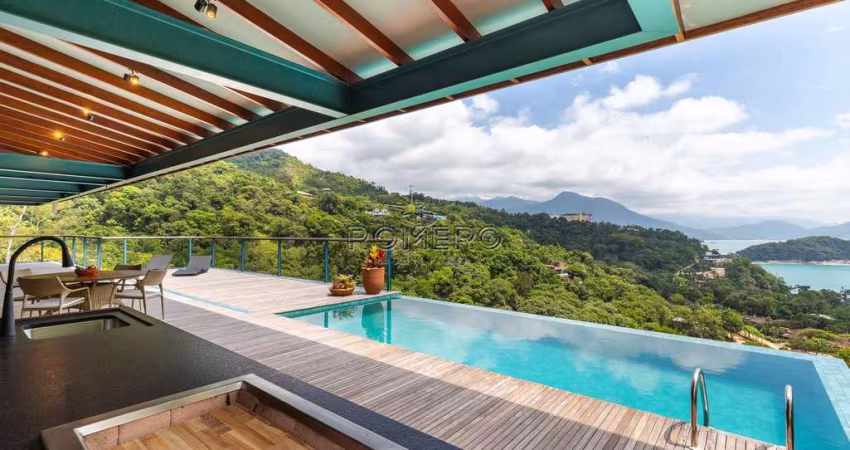 Casa para venda em Caçandoca de 576.00m² com 4 Quartos, 4 Suites e 6 Garagens