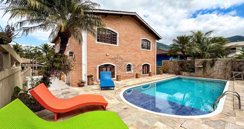 Casa de Condomínio para venda em Lagoinha de 375.00m² com 5 Quartos, 3 Suites e 5 Garagens