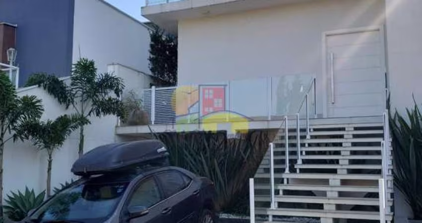 Casa de Condomínio para venda em Jardim das Paineiras de 377.00m² com 4 Quartos, 3 Suites e 3 Garagens
