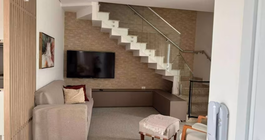 Sobrado para venda em Villa Di Cesar de 176.00m² com 3 Quartos, 1 Suite e 3 Garagens