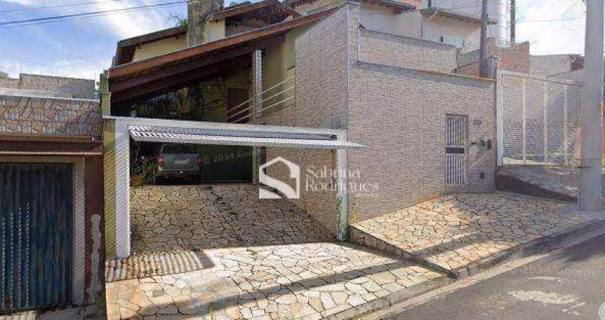 Sobrado para venda em Jardim Regente de 207.00m² com 3 Quartos, 1 Suite e 4 Garagens
