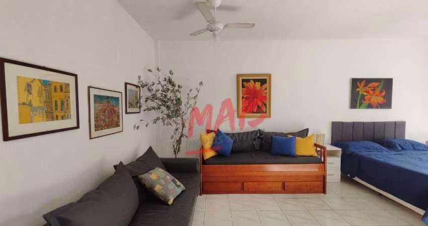 Apartamento para alugar em Ponta Da Praia de 50.00m² com 1 Quarto e 1 Garagem