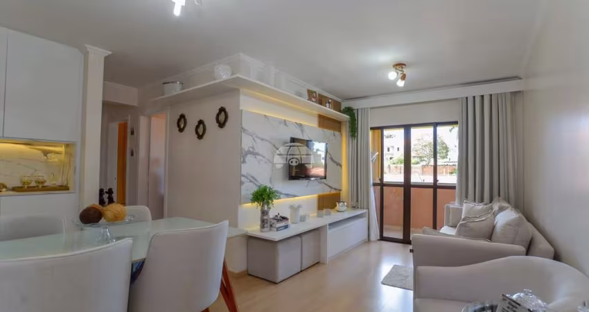 Apartamento para venda em Tingui de 77.00m² com 3 Quartos, 1 Suite e 2 Garagens