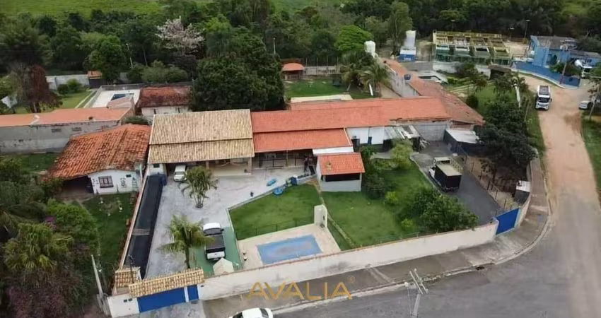 Chácara para venda em João Jabour de 1400.00m² com 4 Quartos, 2 Suites e 5 Garagens