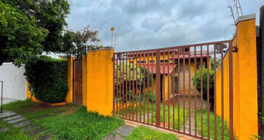 Casa para alugar em Vila Nogueira de 200.00m² com 4 Quartos, 1 Suite e 2 Garagens