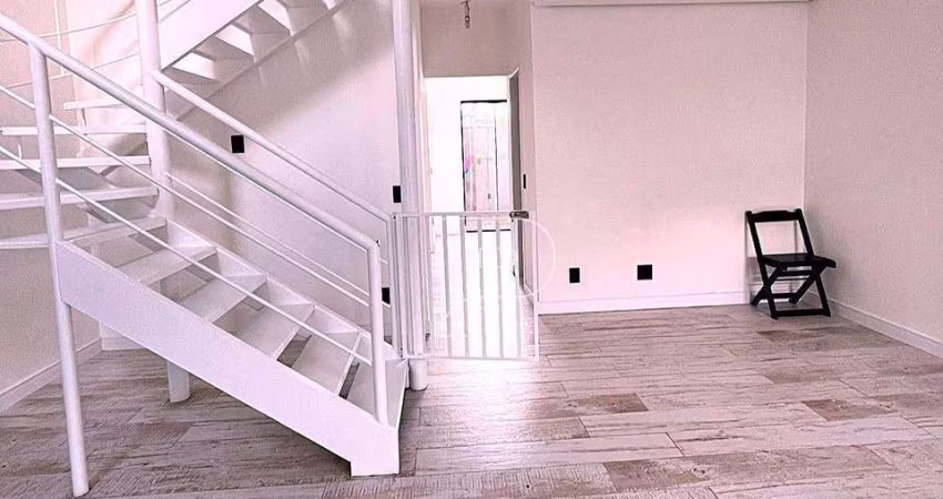 Casa de Condomínio para venda em Granja Viana de 90.00m² com 3 Quartos, 1 Suite e 2 Garagens