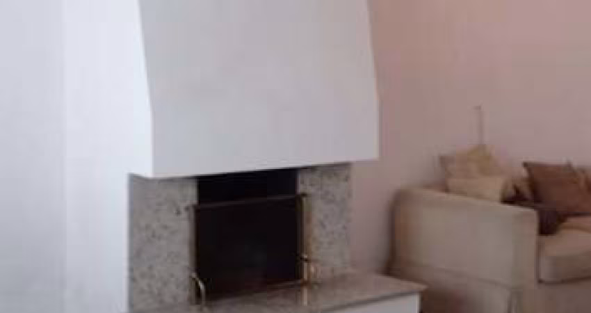 Sobrado para alugar em Saúde de 243.00m² com 4 Quartos, 2 Suites e 4 Garagens