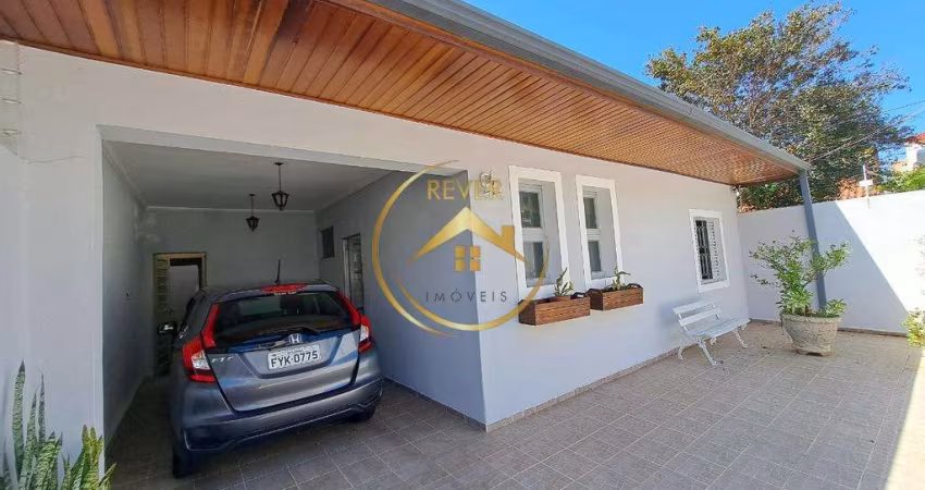Casa para venda em Vila Nova de 180.00m² com 3 Quartos, 1 Suite e 3 Garagens