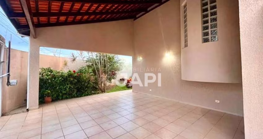 Casa para alugar em Vila Jundiainópolis de 292.00m² com 3 Quartos, 1 Suite e 3 Garagens
