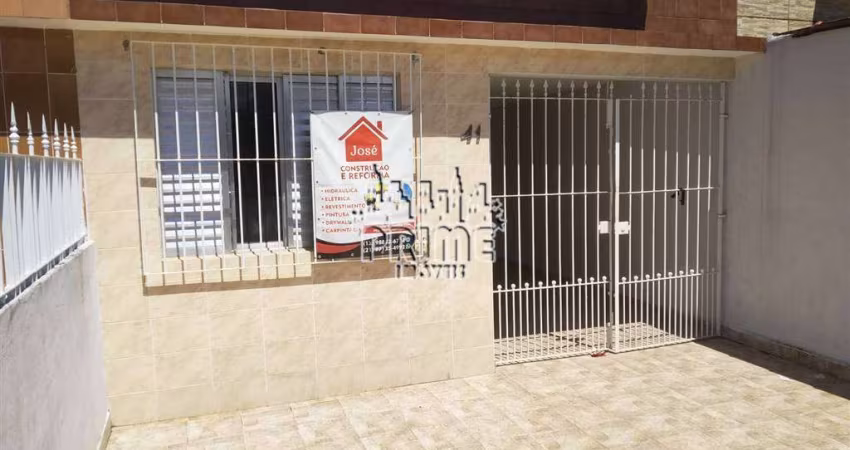 Casa para venda em Ocian de 74.00m² com 2 Quartos, 1 Suite e 2 Garagens