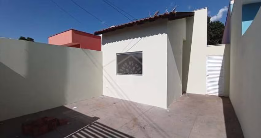 Casa para venda e aluguel em Chácaras Tv de 60.00m² com 2 Quartos e 1 Garagem