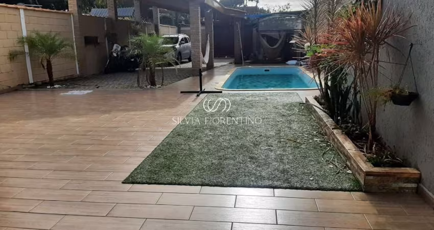 Casa para venda em Granja Bela Vista de 450.00m² com 6 Quartos, 1 Suite e 4 Garagens