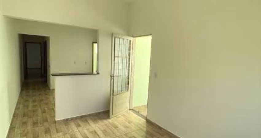 Casa para alugar em Chácaras Tv de 61.00m² com 2 Quartos e 3 Garagens