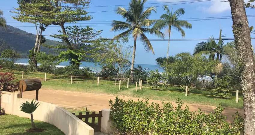 Casa de Condomínio para venda em Lagoinha de 300.00m² com 4 Quartos e 4 Suites