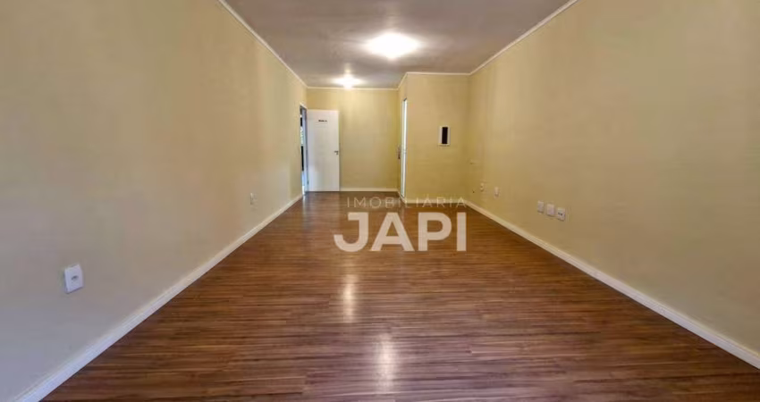 Sala Comercial para alugar em Vila São João Batista de 33.00m²